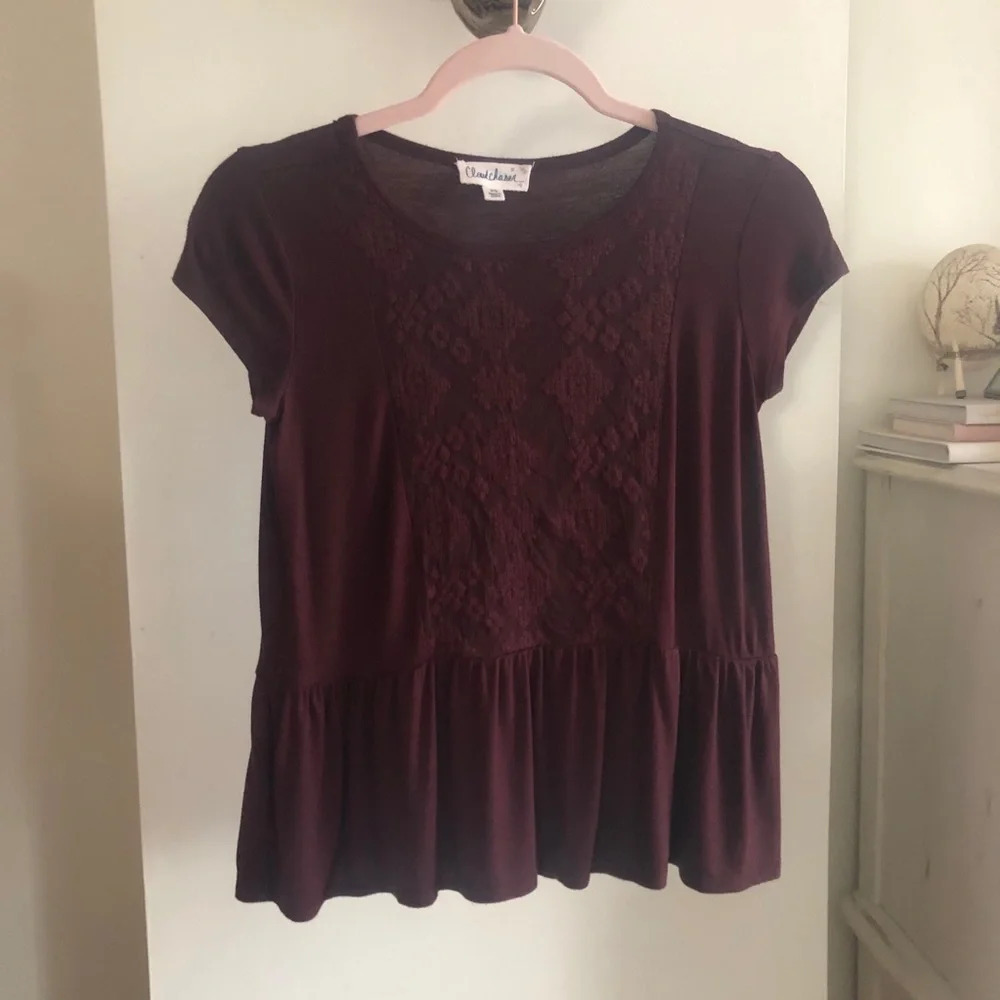 3for$20 Cloud chaser short sleeve top. Size XS